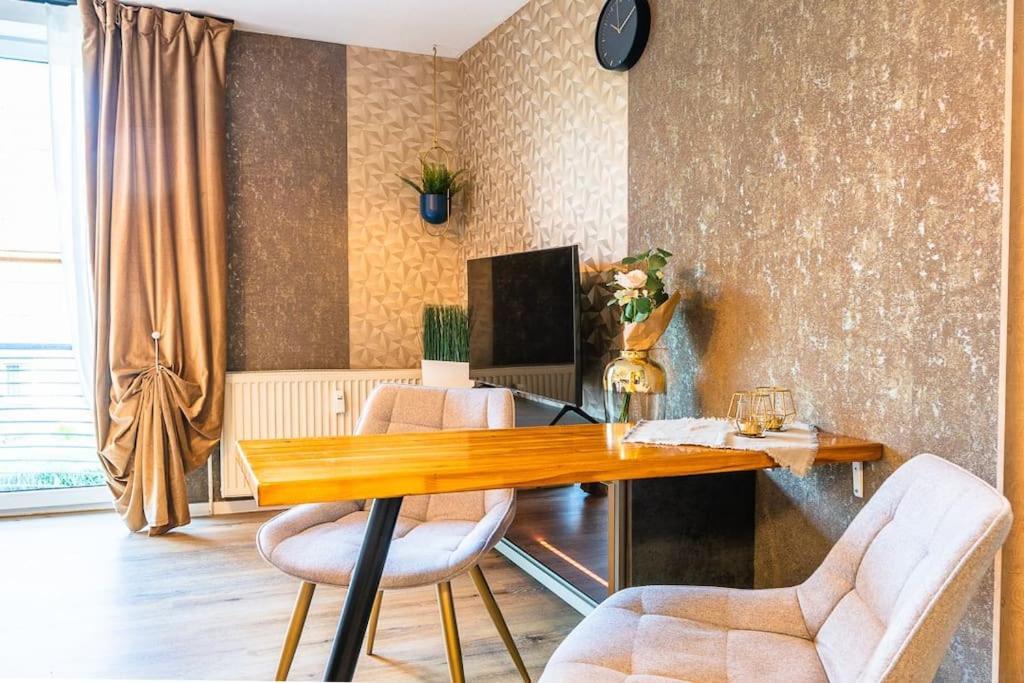 Апартаменты Golden Nugget Inkl Wlan, Parkplatz Детмольд Экстерьер фото