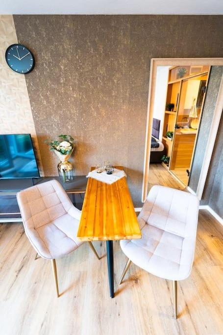 Апартаменты Golden Nugget Inkl Wlan, Parkplatz Детмольд Экстерьер фото